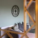 Cozy 3 Bed Garden House