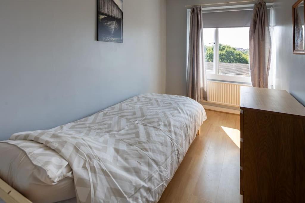 Apartment Cozy 3 Bed Garden House Bristol